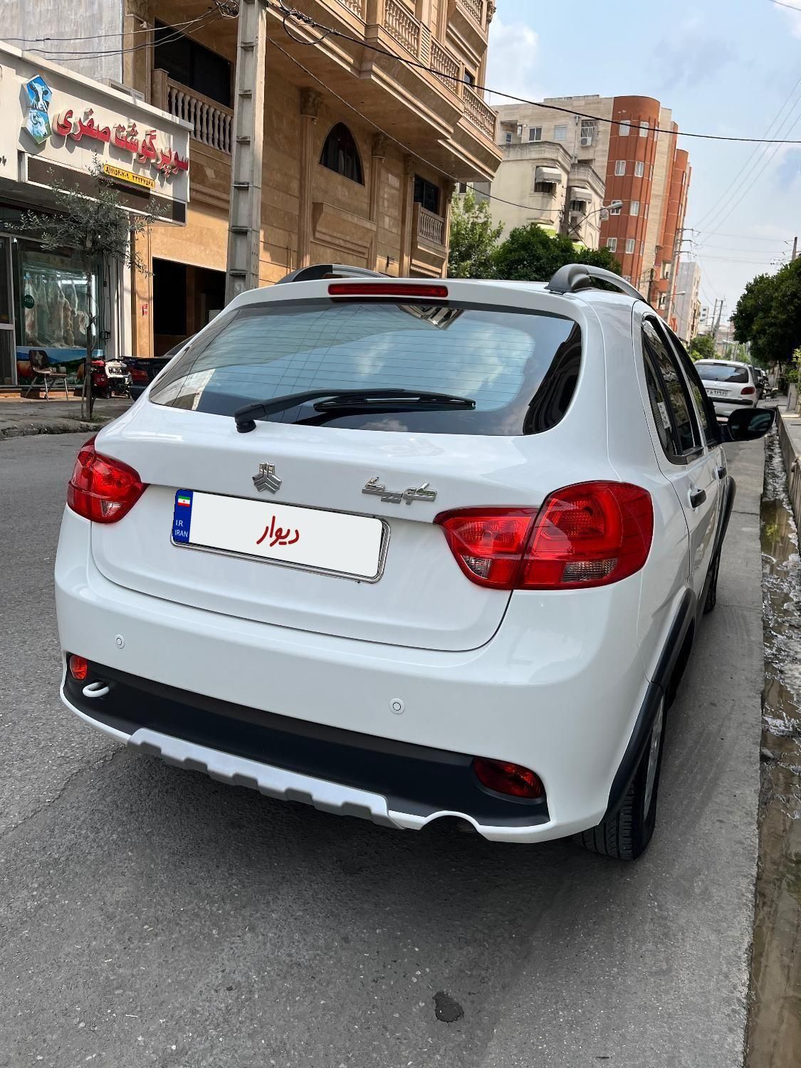 خودرو کوییک، معمولی آگهی ann_18728077