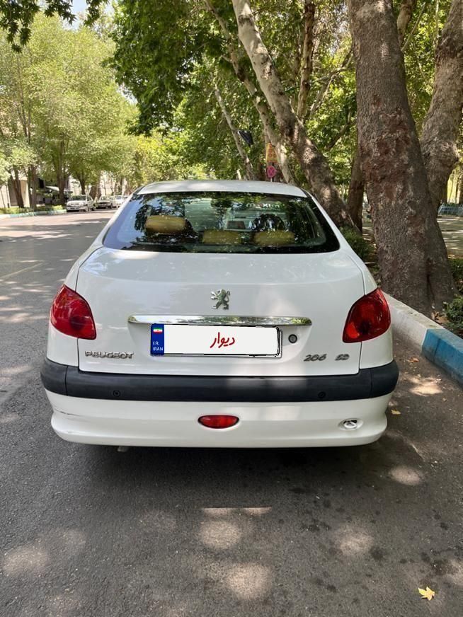 پژو ۲۰۶ صندوق دار v8 - 1395