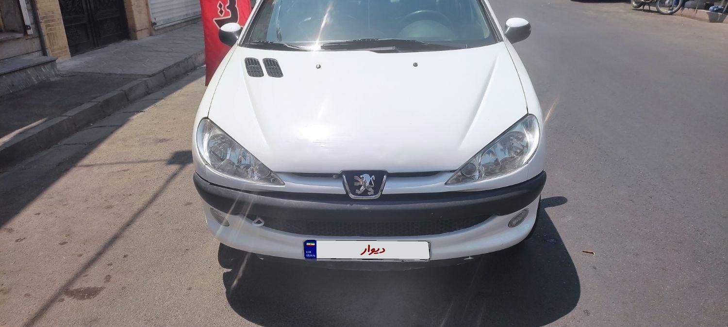 پژو ۲۰۶ صندوق دار v8 - 1390