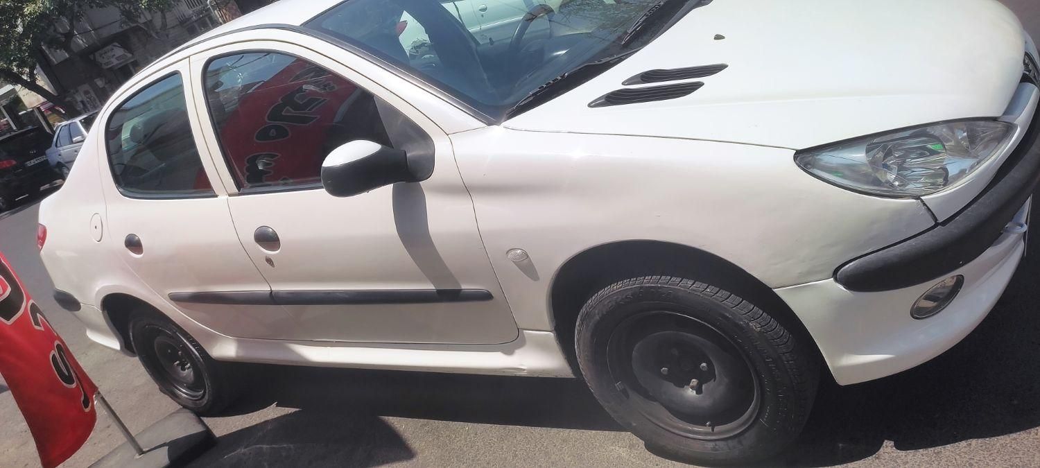 پژو ۲۰۶ صندوق دار v8 - 1390