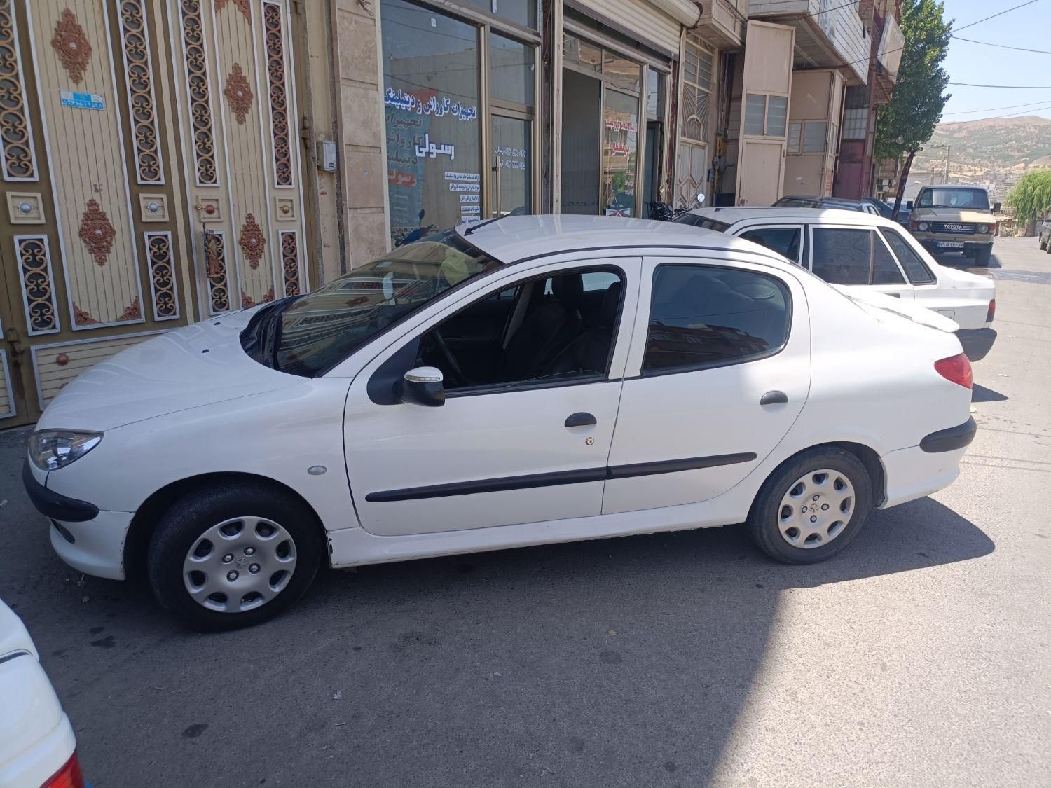 خودرو پژو، ۲۰۶ صندوق دار آگهی ann_18728574