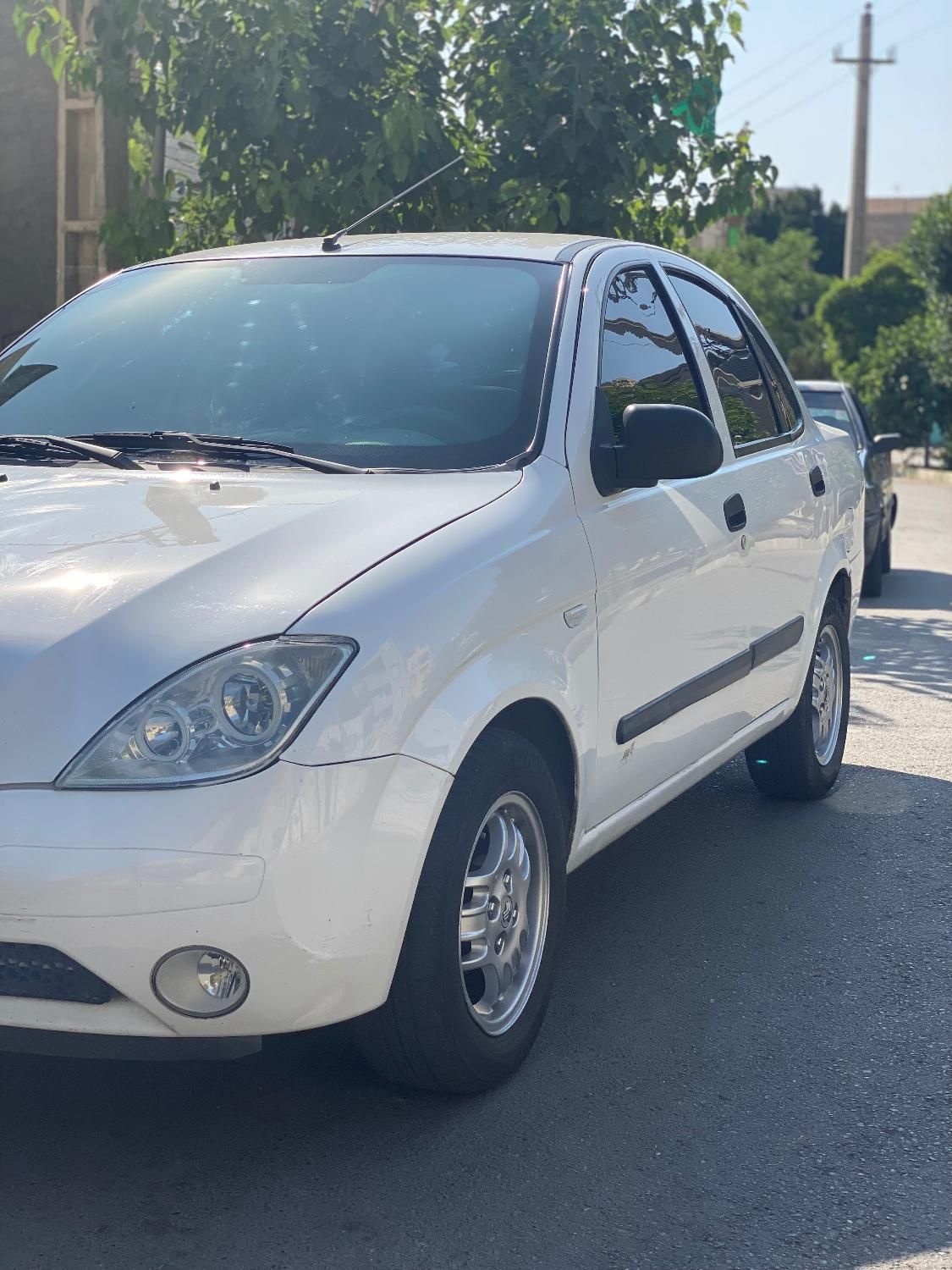 تیبا صندوق دار SX - 1393
