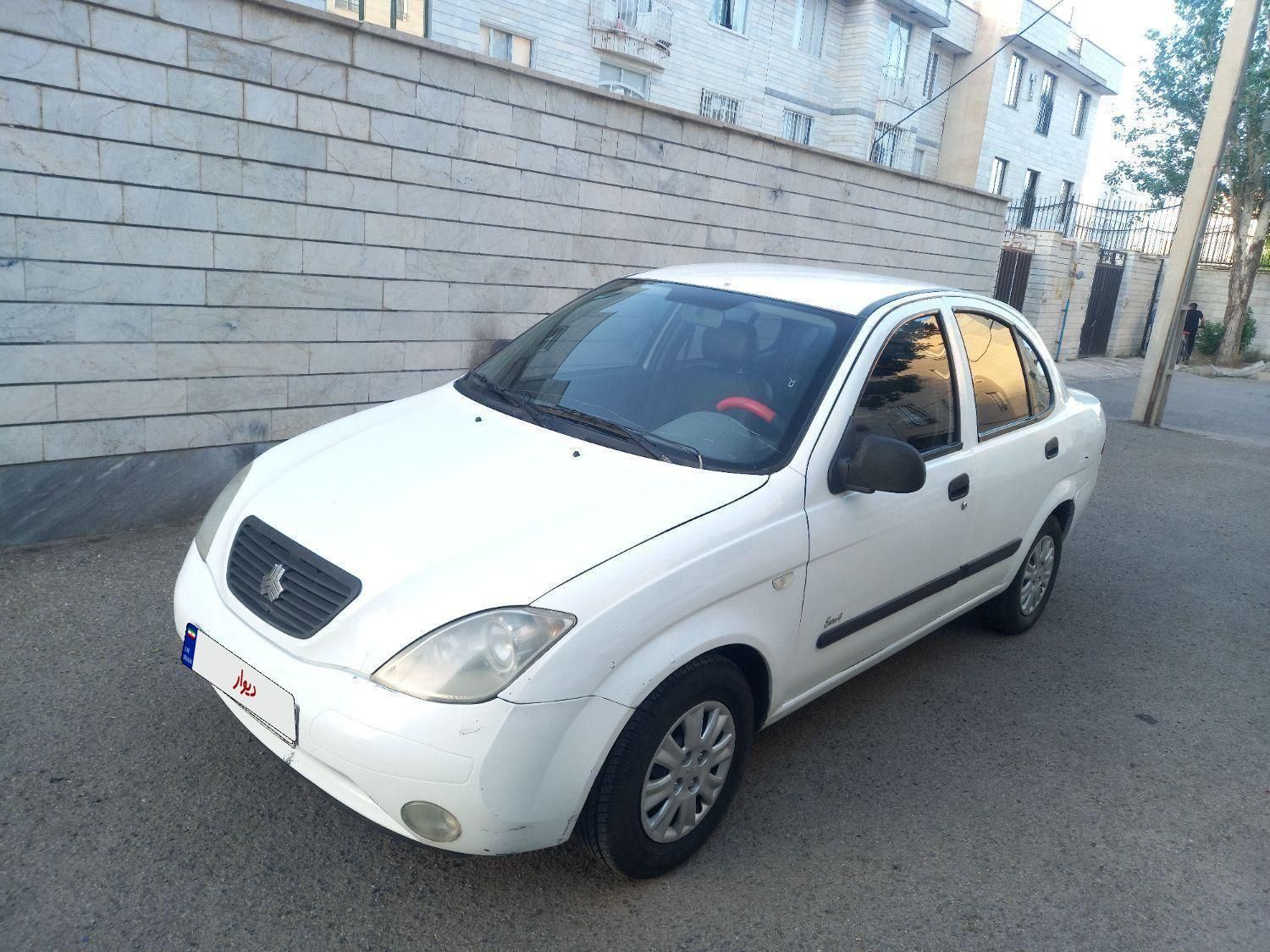 تیبا صندوق دار SX - 1392
