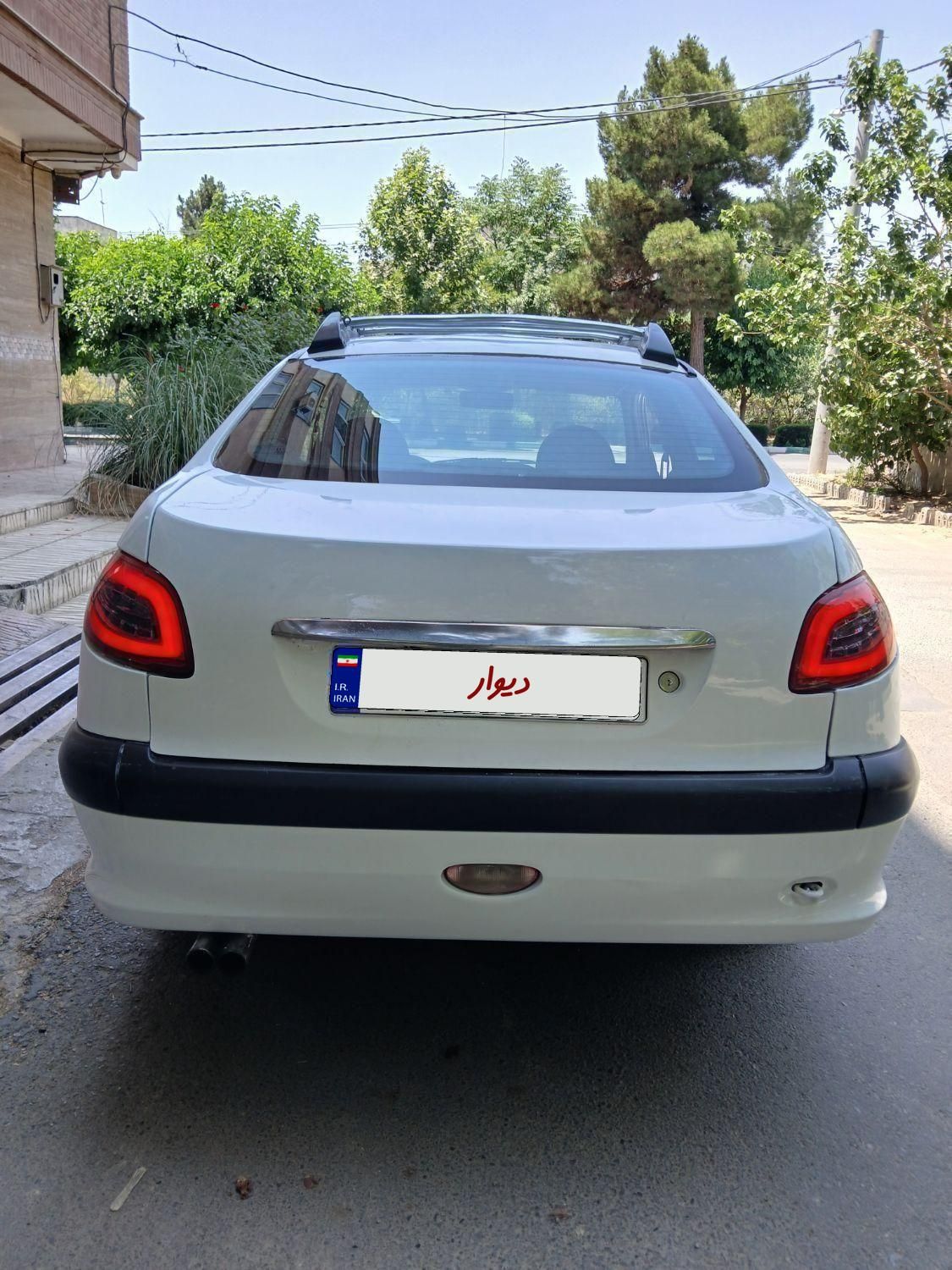 پژو ۲۰۶ صندوق دار v20 - 1389