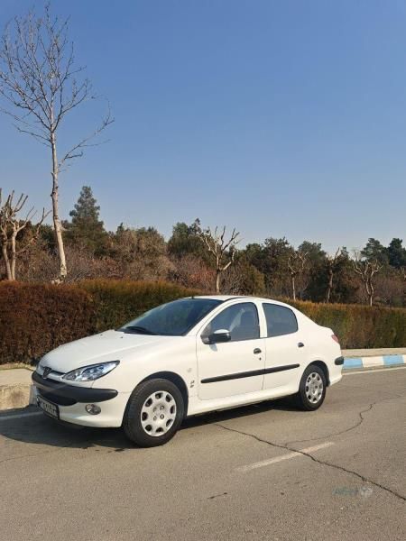 پژو ۲۰۶ صندوق دار v8 - 1389