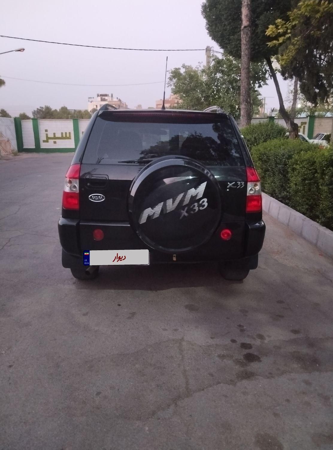 خودرو ام وی ام، X33 آگهی ann_18729613