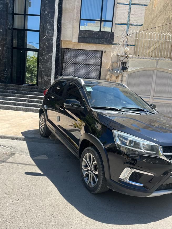 خودرو ام وی ام، X22 آگهی ann_18729641