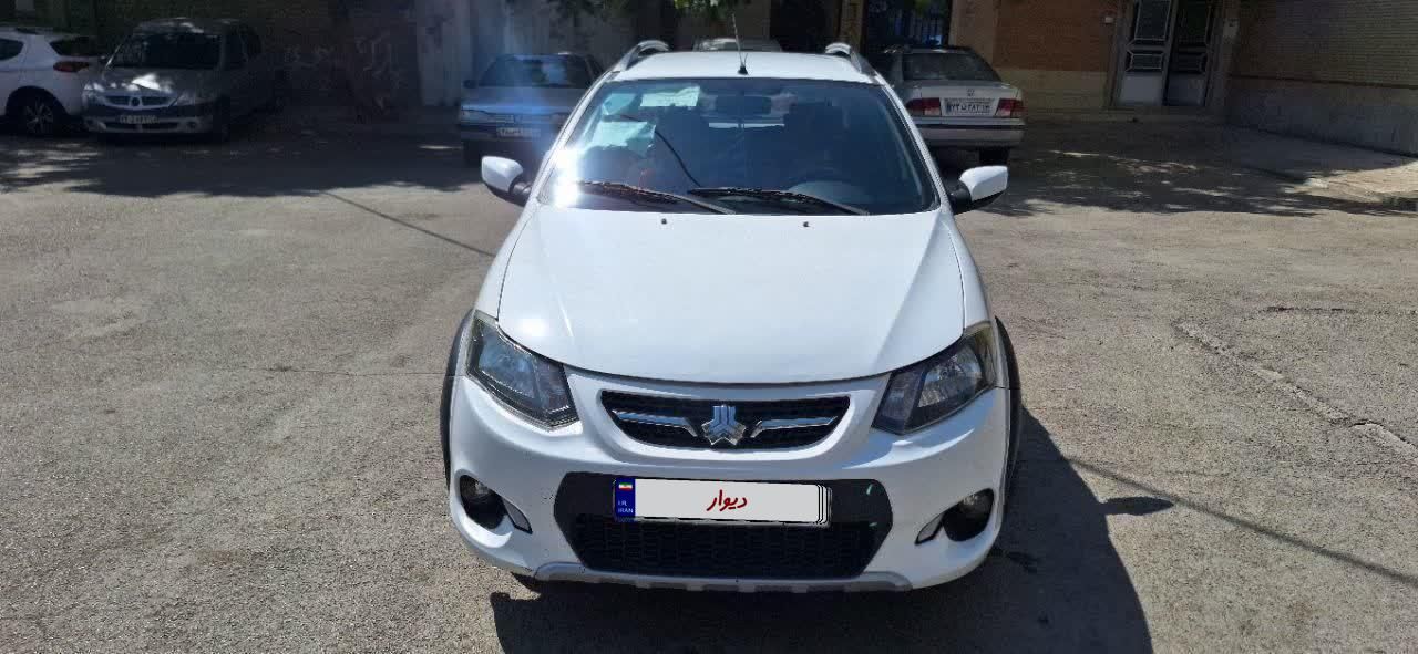 خودرو کوییک، معمولی آگهی ann_18729888