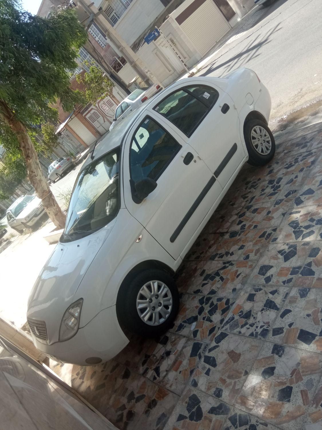 تیبا صندوق دار SX - 1395