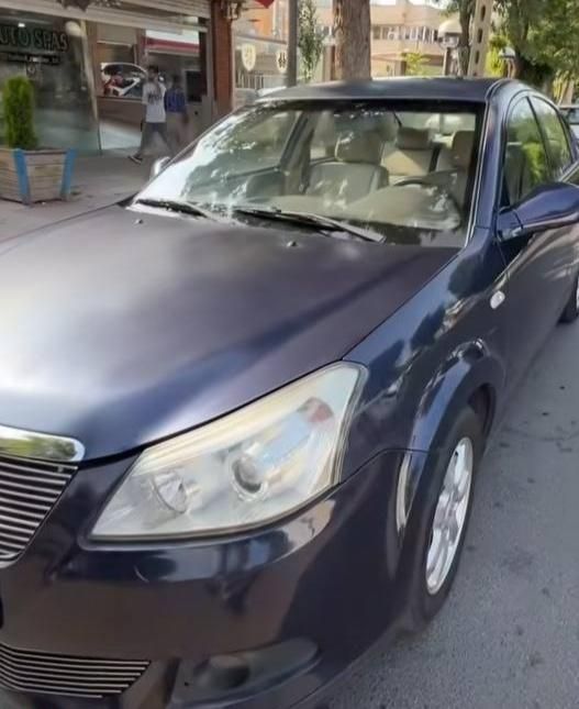 ام وی ام 550 اتوماتیک - 1394