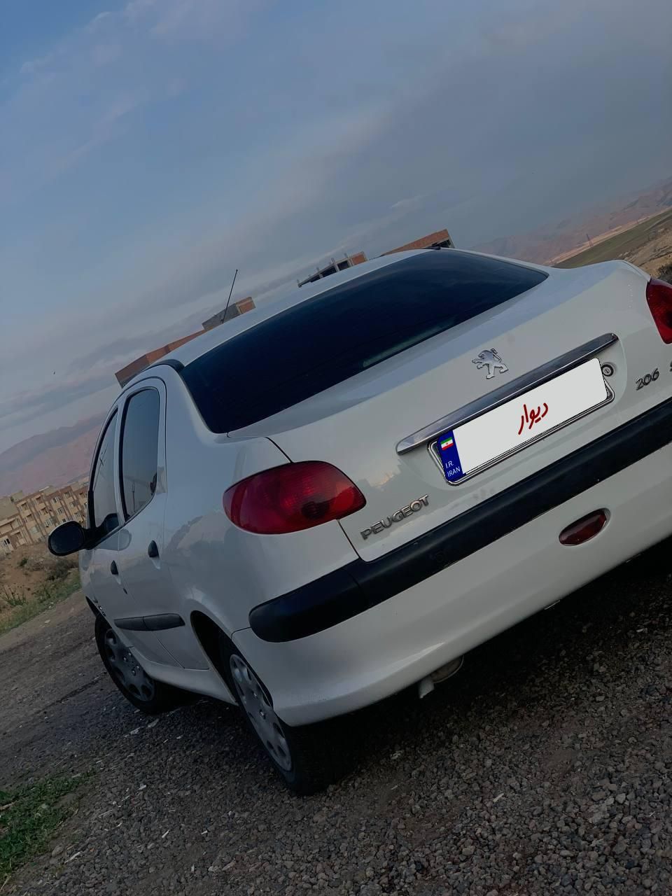 خودرو پژو، ۲۰۶ صندوق دار آگهی ann_18731279