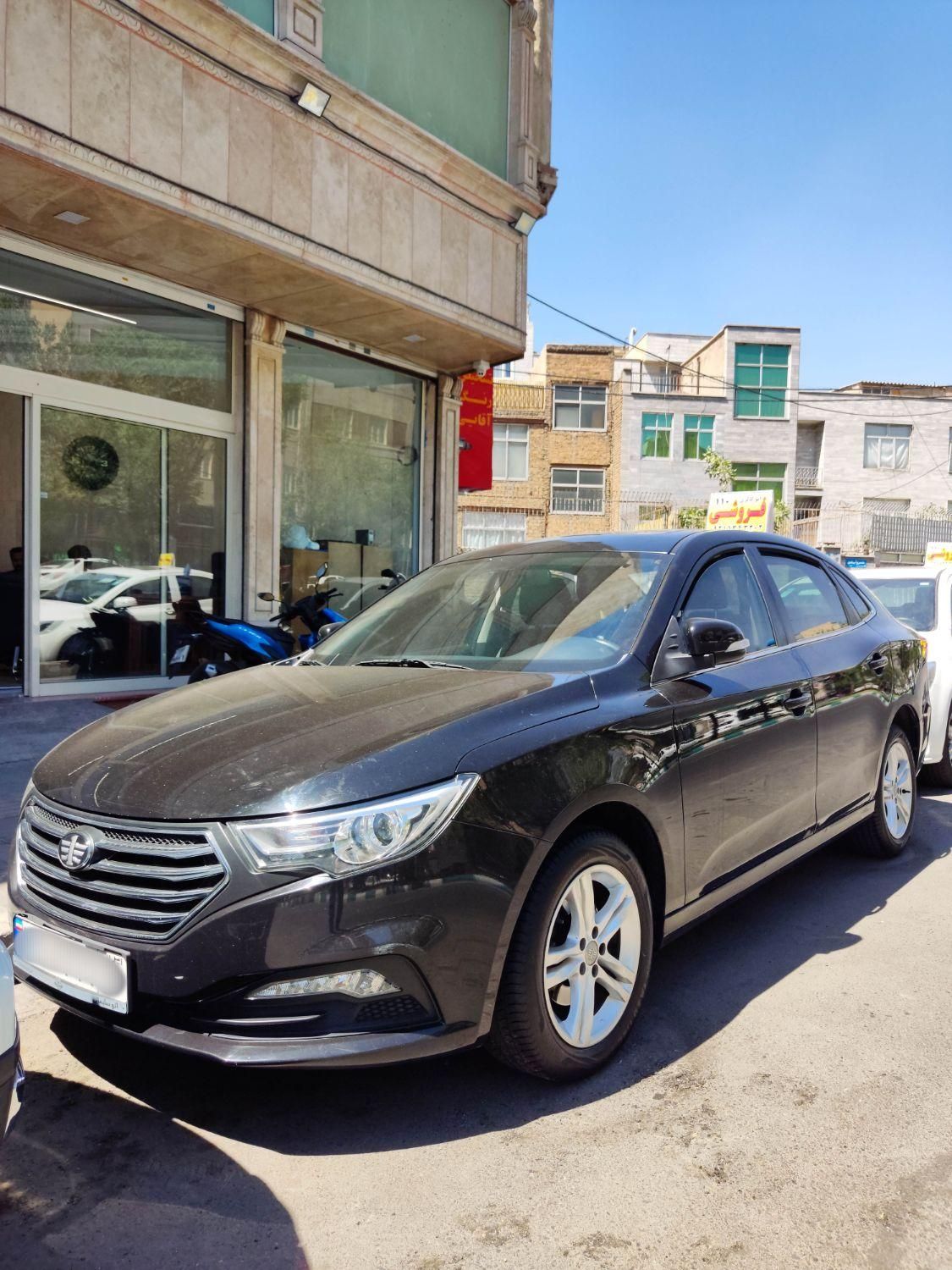 خودرو بسترن، B30 آگهی ann_18733795