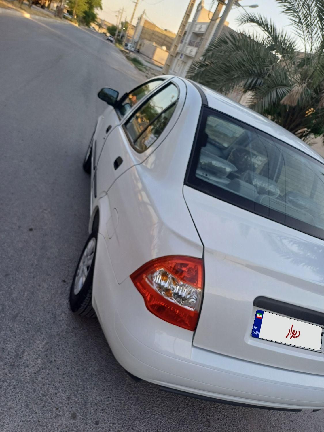 تیبا صندوق دار SX - 1400