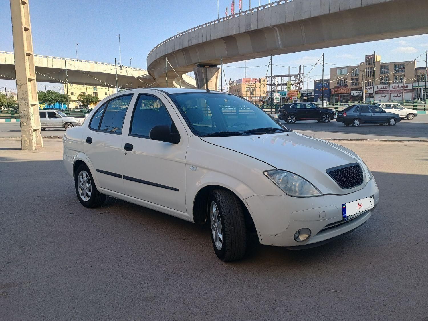 تیبا صندوق دار SX - 1400