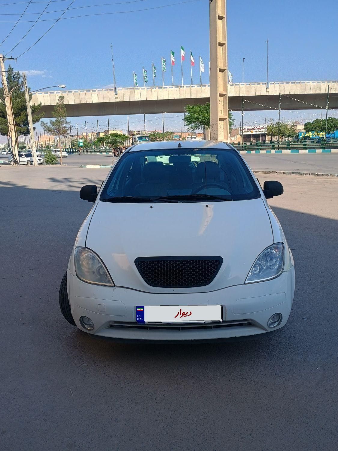 تیبا صندوق دار SX - 1400