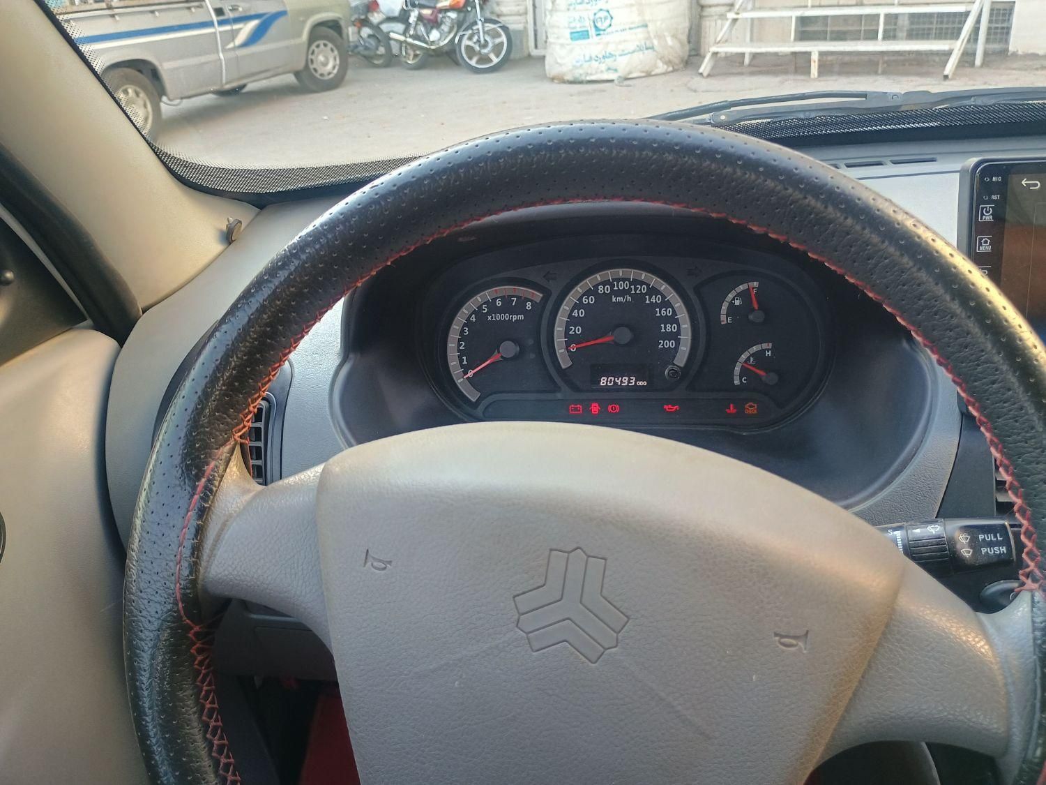 تیبا صندوق دار SX - 1400