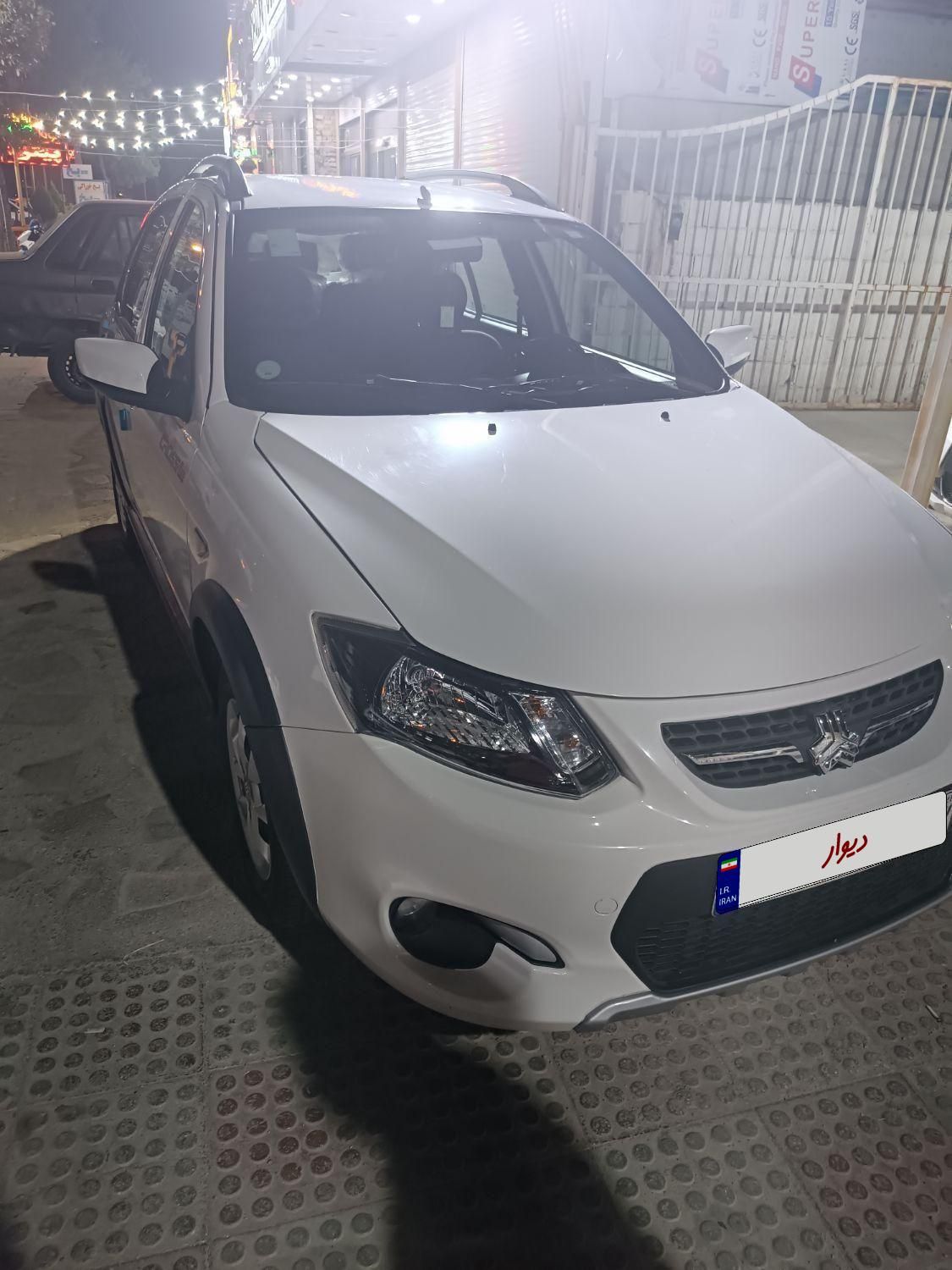 خودرو کوییک، معمولی آگهی ann_18734372
