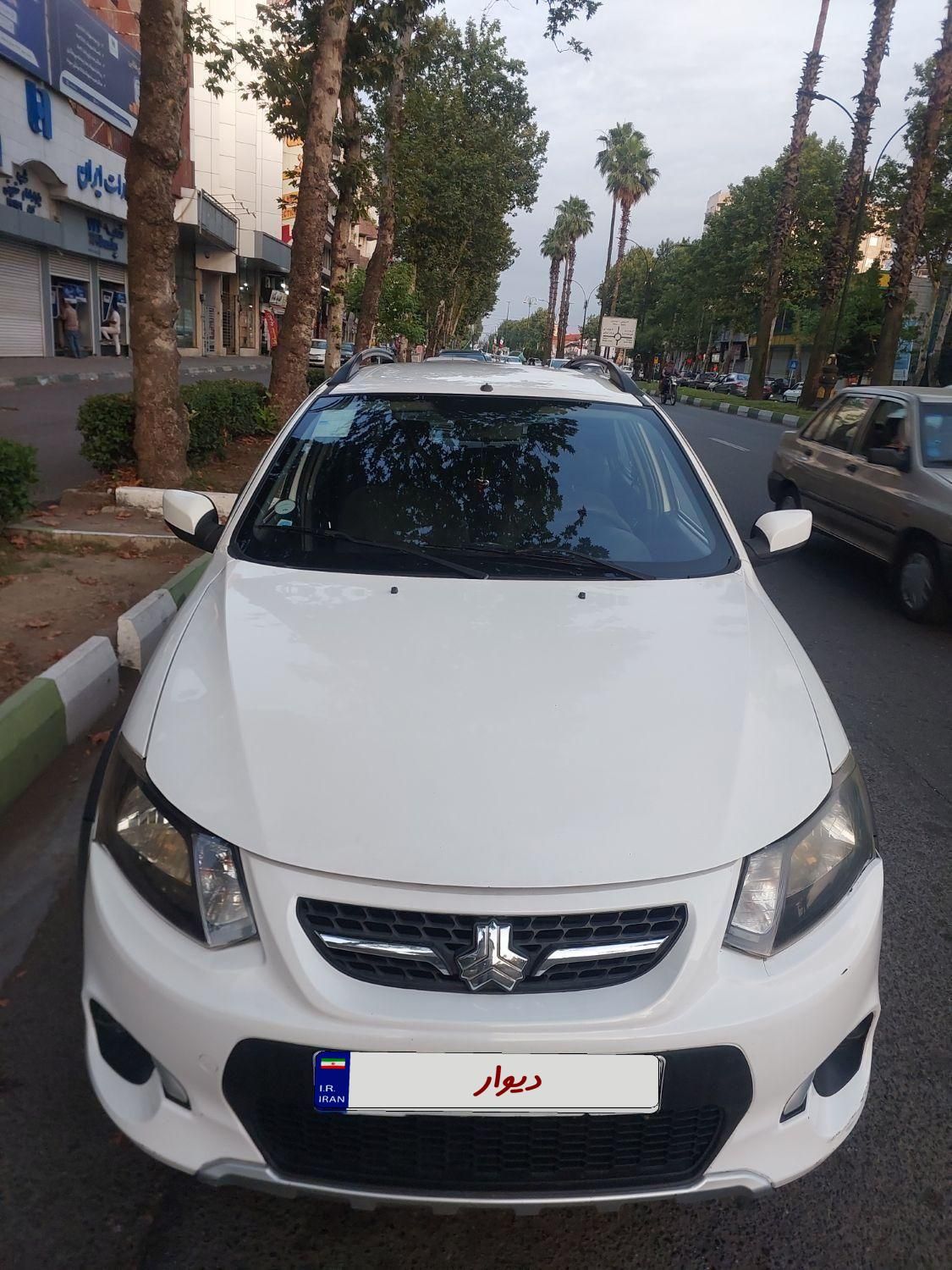 خودرو کوییک، معمولی آگهی ann_18734723