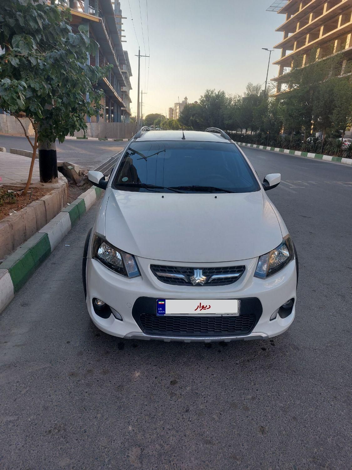 خودرو کوییک، معمولی آگهی ann_18735444