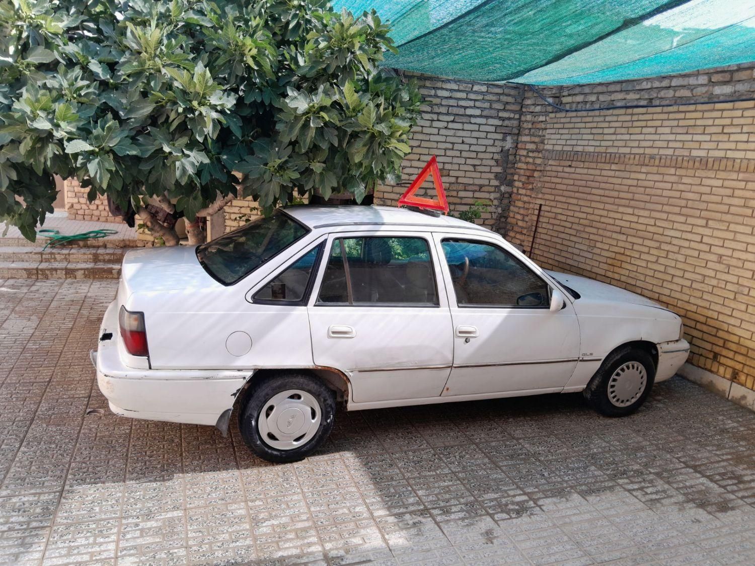 دوو سیلو سدان - 1381