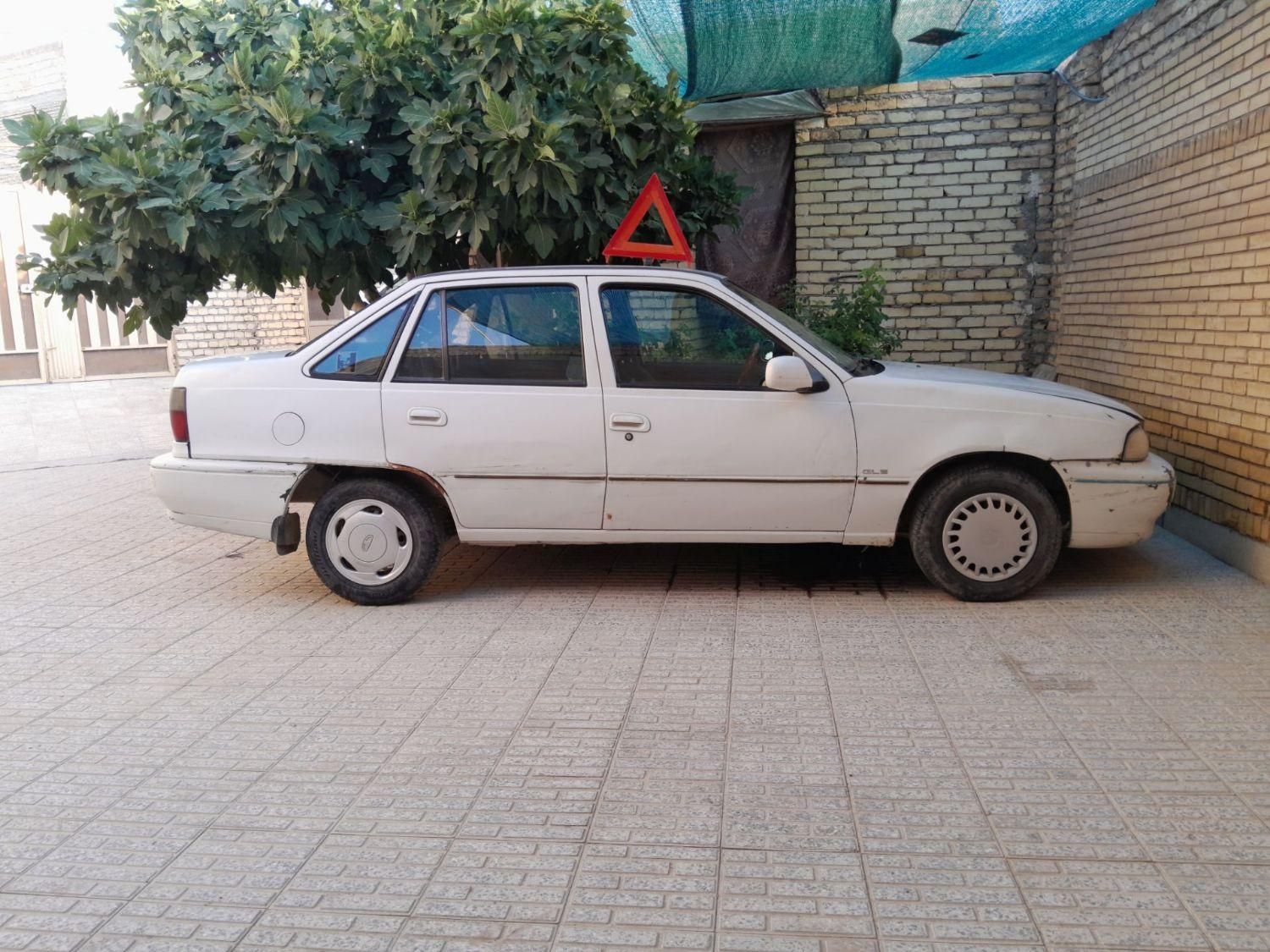 دوو سیلو سدان - 1381