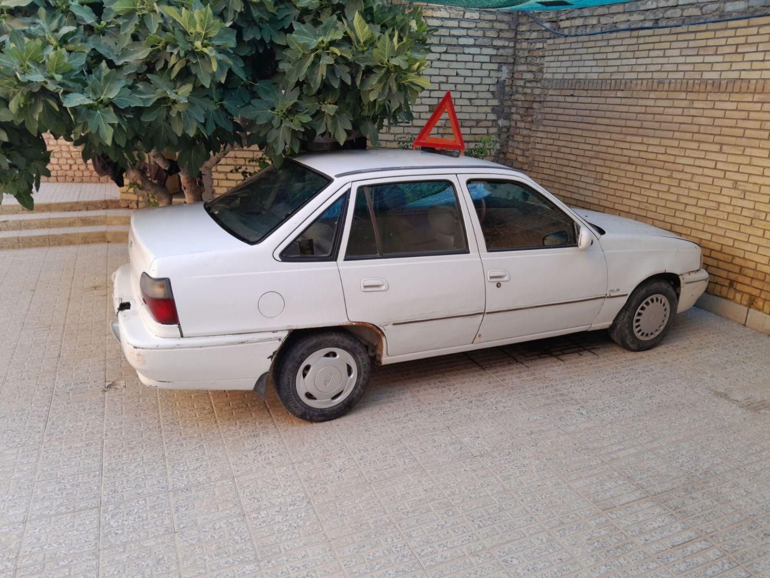 دوو سیلو سدان - 1381