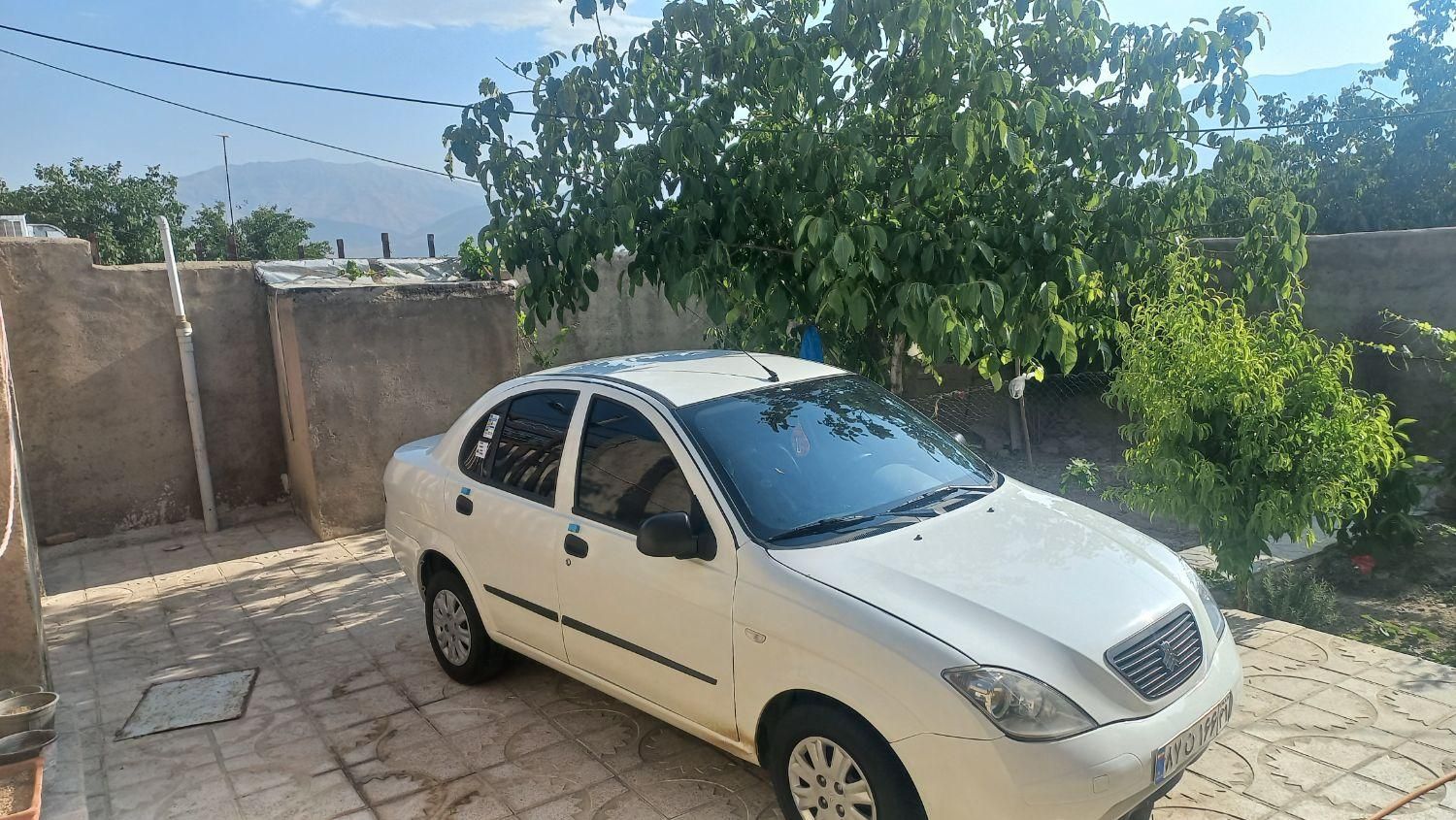 تیبا صندوق دار SX - 1400