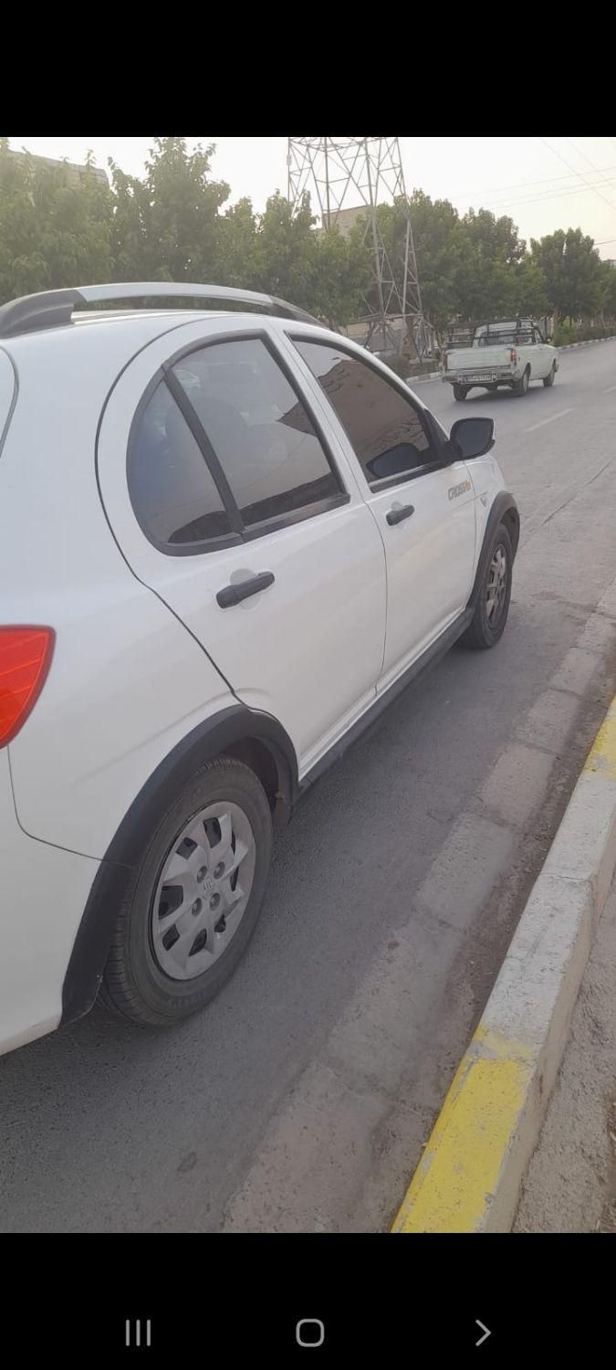 خودرو کوییک، معمولی آگهی ann_18736836