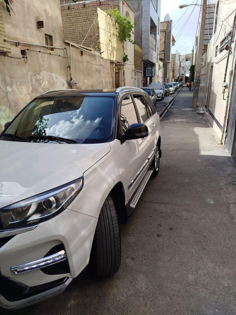 خودرو ام وی ام، X33 آگهی ann_18737122