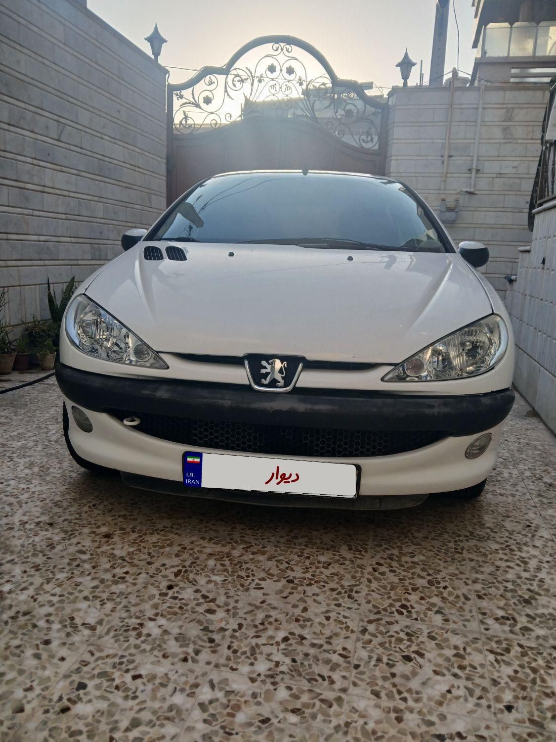 پژو ۲۰۶ صندوق دار v8 - 1394