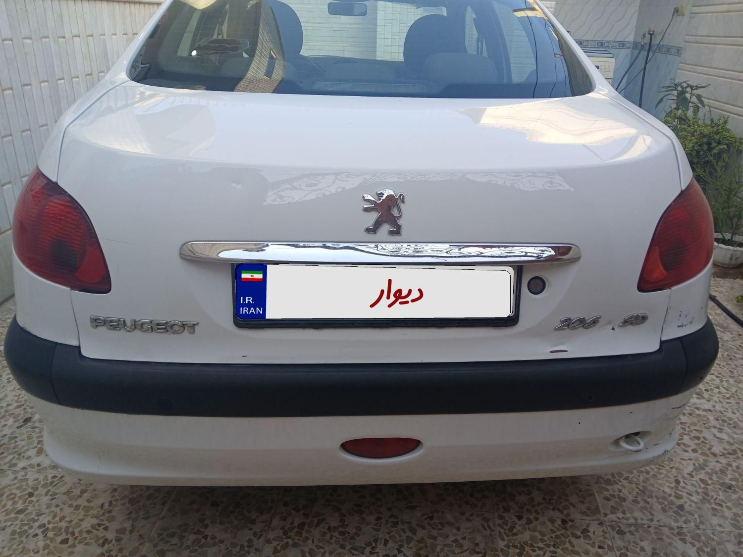 پژو ۲۰۶ صندوق دار v8 - 1394