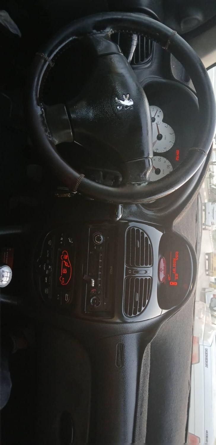 خودرو پژو، ۲۰۶ صندوق دار آگهی ann_18737282