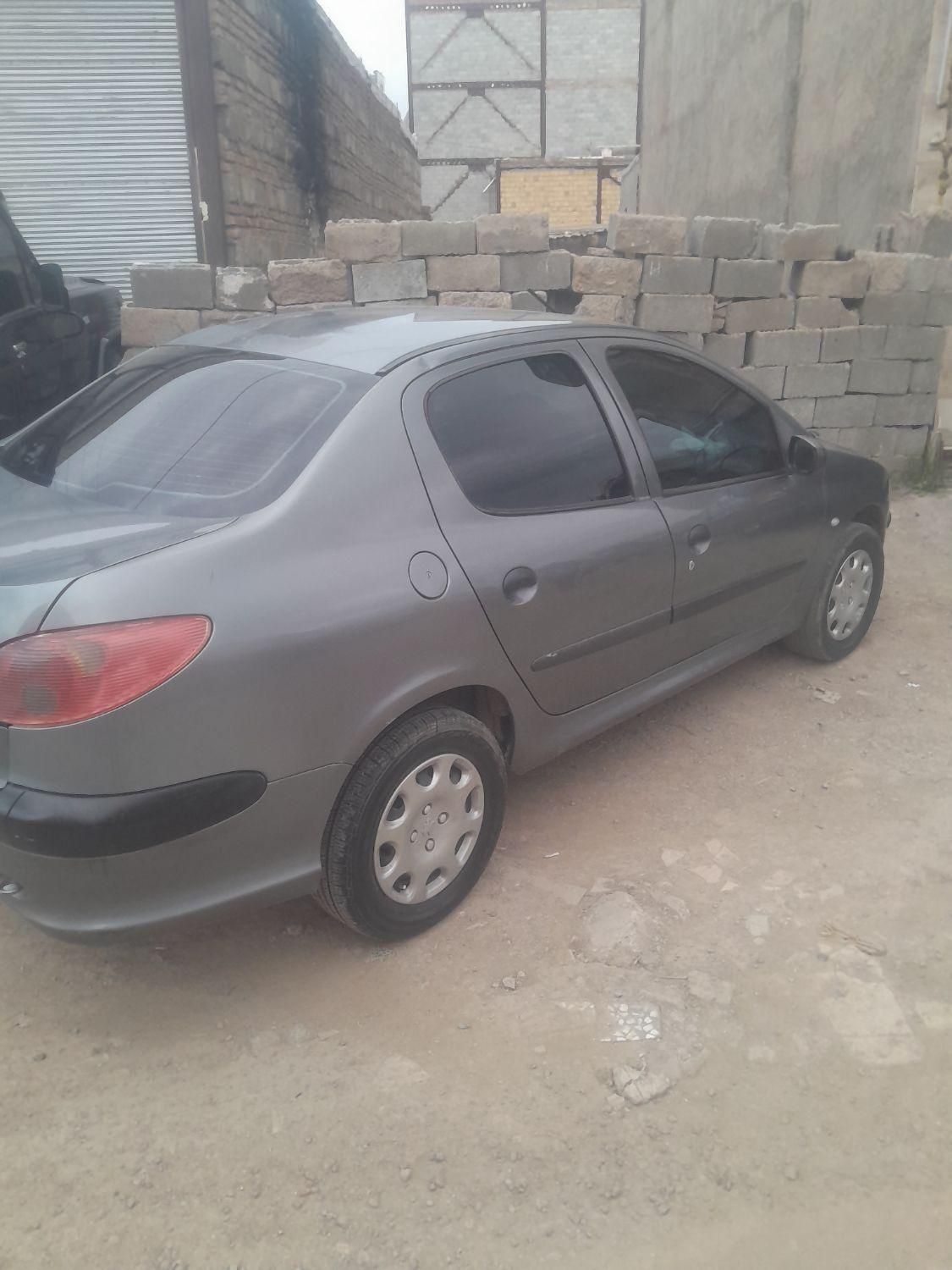 پژو ۲۰۶ صندوق دار v20 - 1386