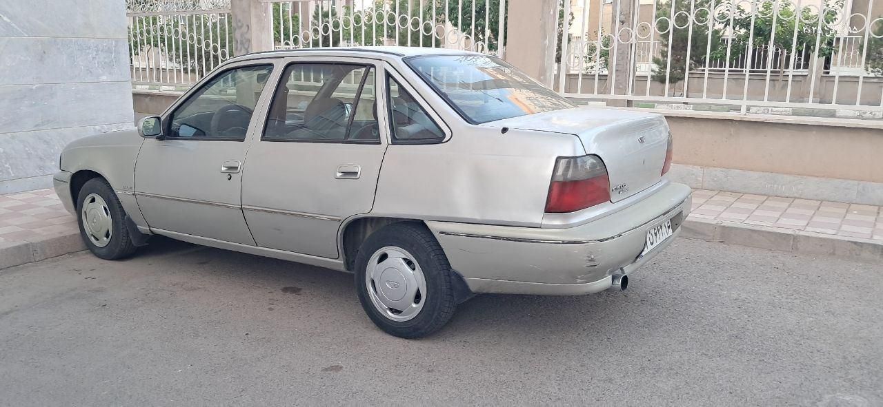 دوو سیلو سدان - 1381