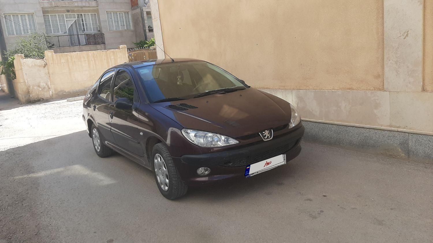 پژو ۲۰۶ صندوق دار v8 - 1393