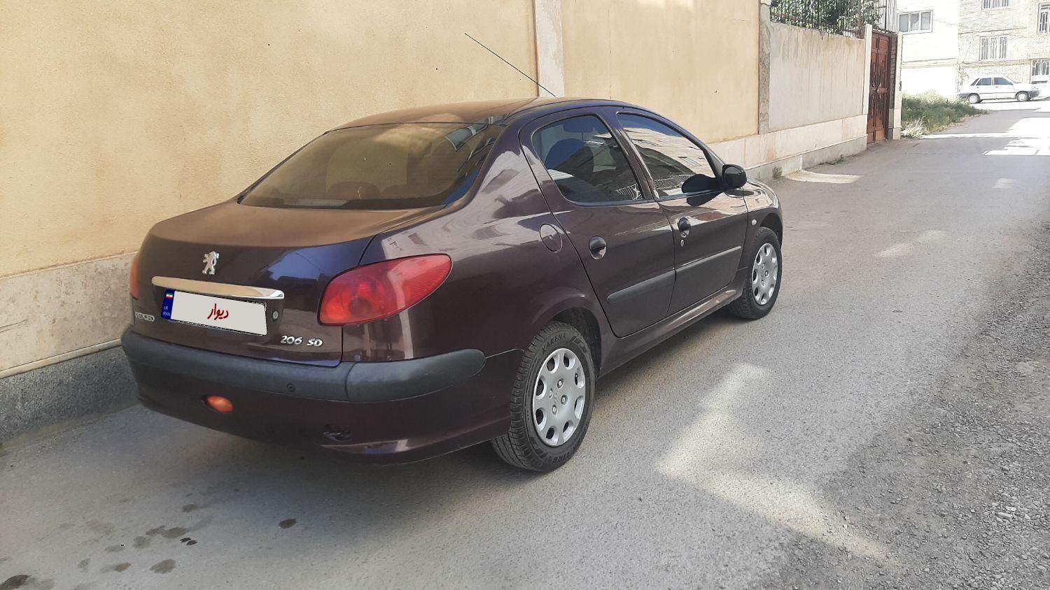 پژو ۲۰۶ صندوق دار v8 - 1393