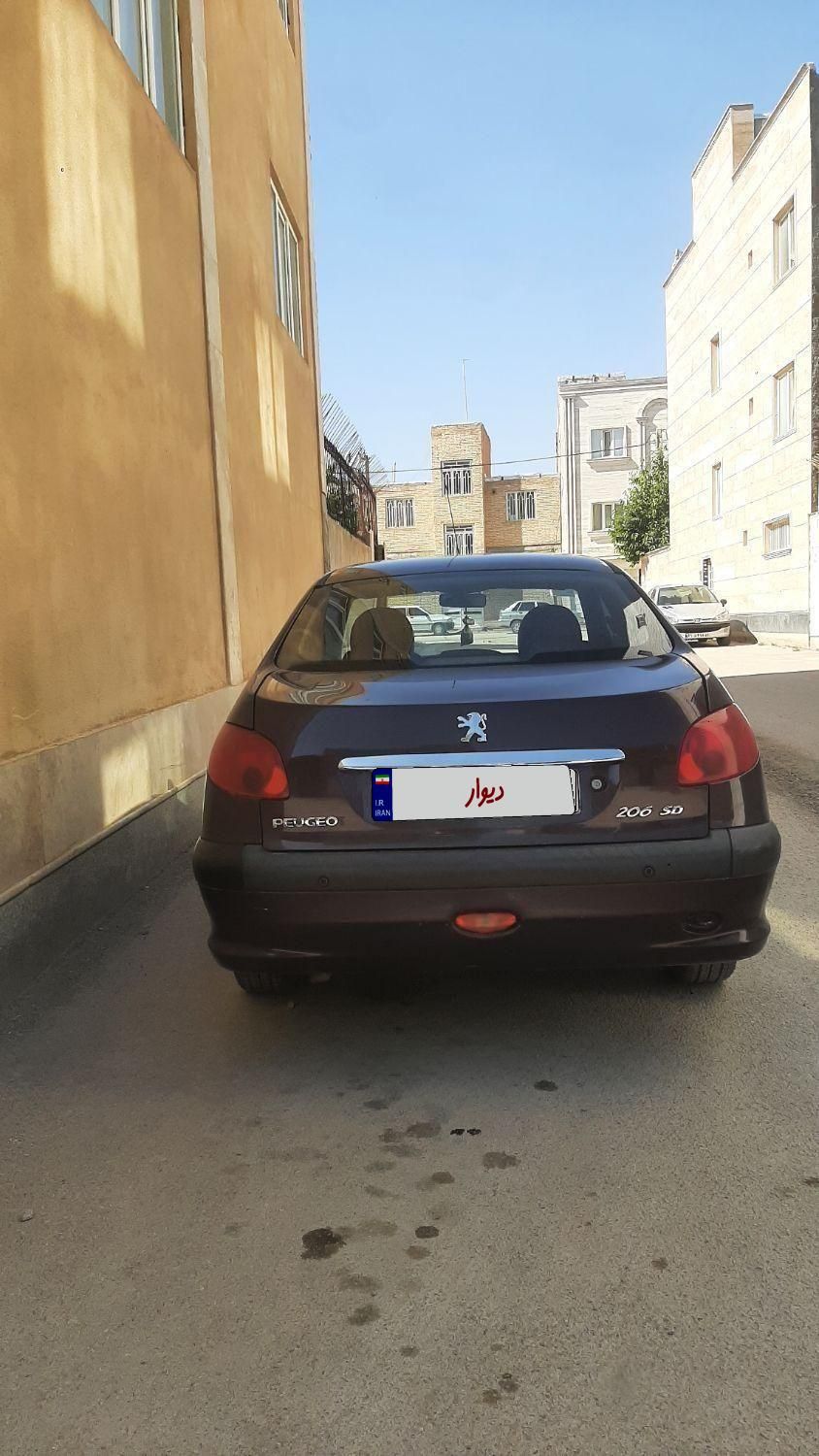 پژو ۲۰۶ صندوق دار v8 - 1393