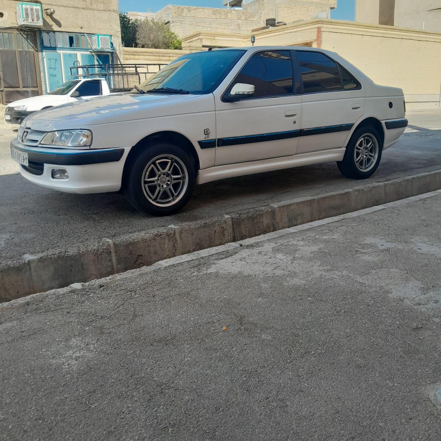 پژو پارس XU7ساده - 1388