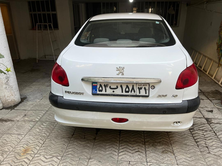 پژو ۲۰۶ صندوق دار v8 - 1394