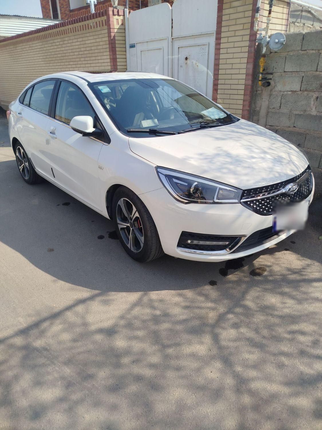 خودرو چری، آریزو ۵ توربو آگهی ann_18739523