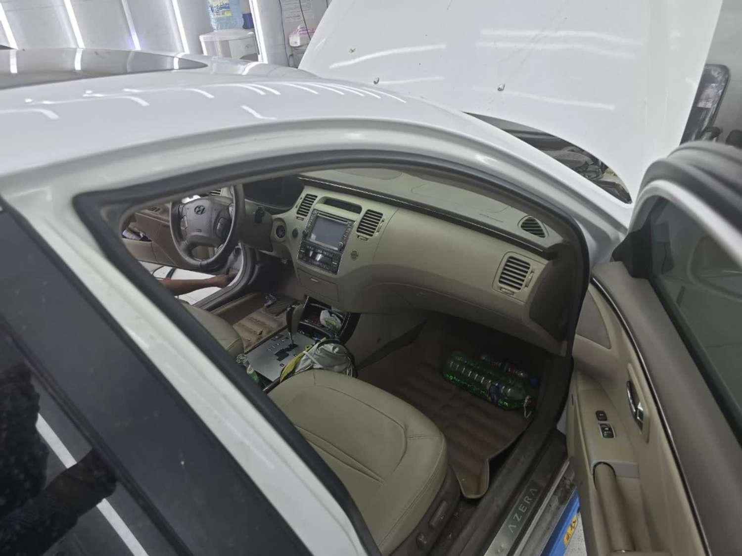 هیوندای آزرا (گرنجور) 3300cc - 2009