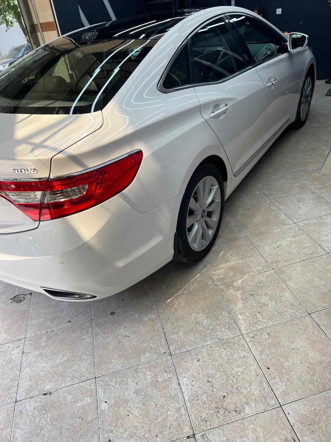 هیوندای آزرا (گرنجور) 3000cc - 2013