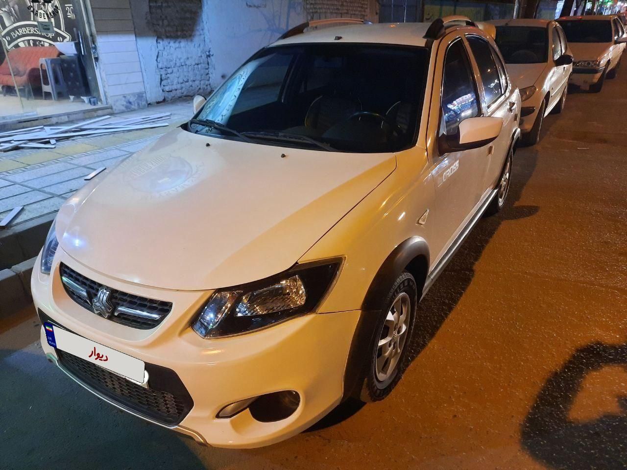 خودرو کوییک، معمولی آگهی ann_18740334