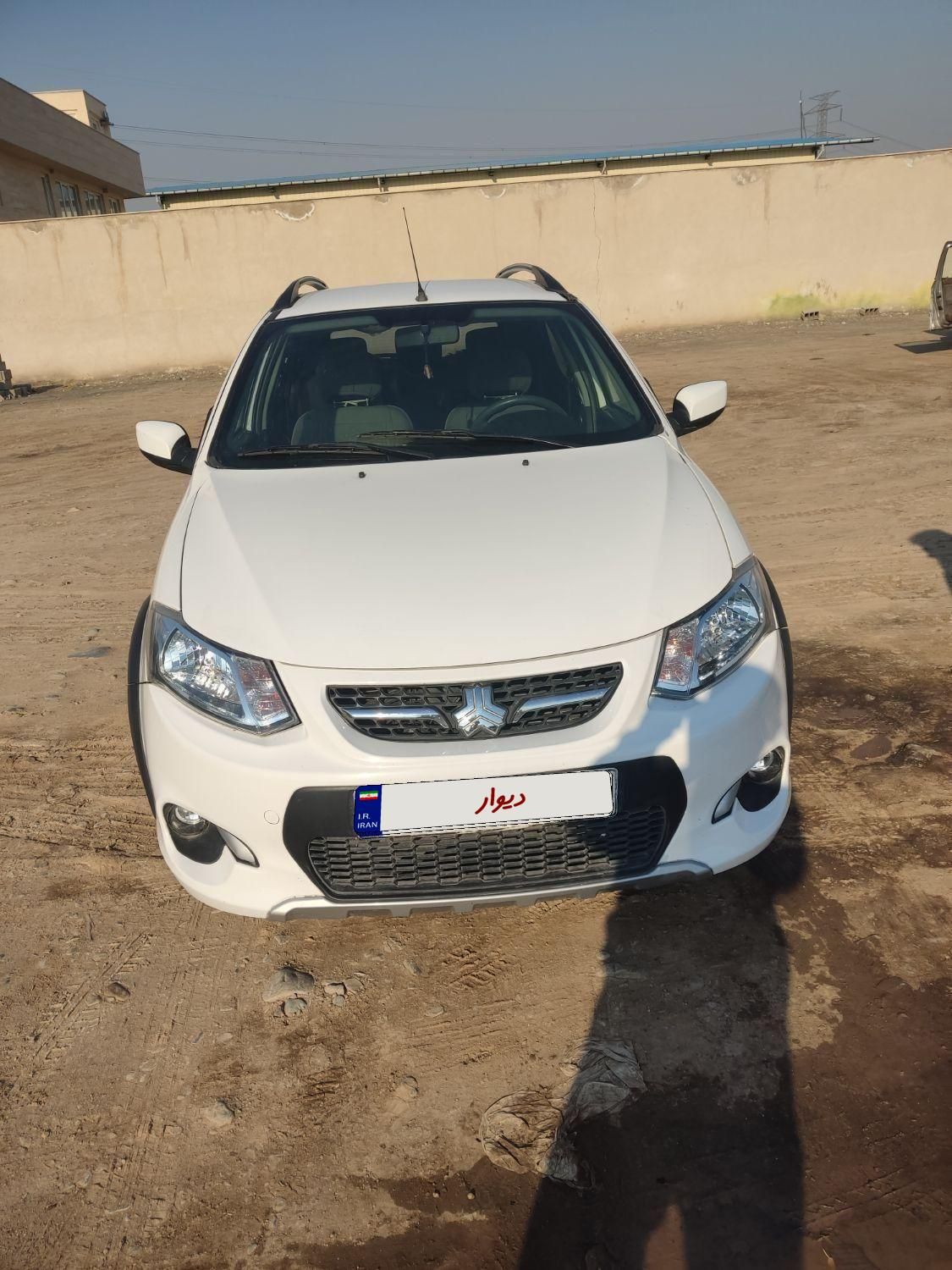 خودرو کوییک، معمولی آگهی ann_18740649