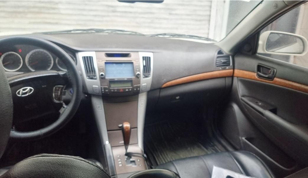 هیوندای سوناتا اتوماتیک NF 2400 - 2009