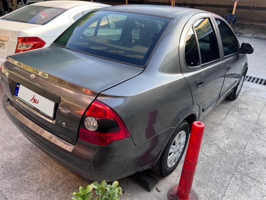 تیبا صندوق دار EX - 1393