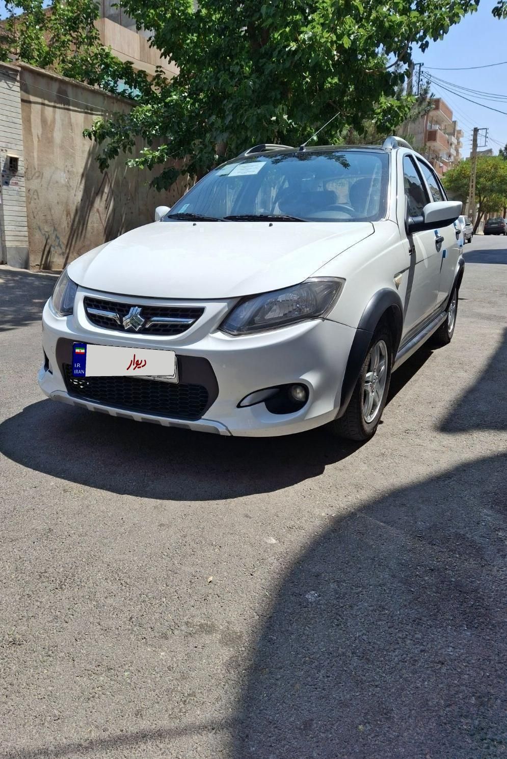 خودرو کوییک، R آگهی ann_18741133