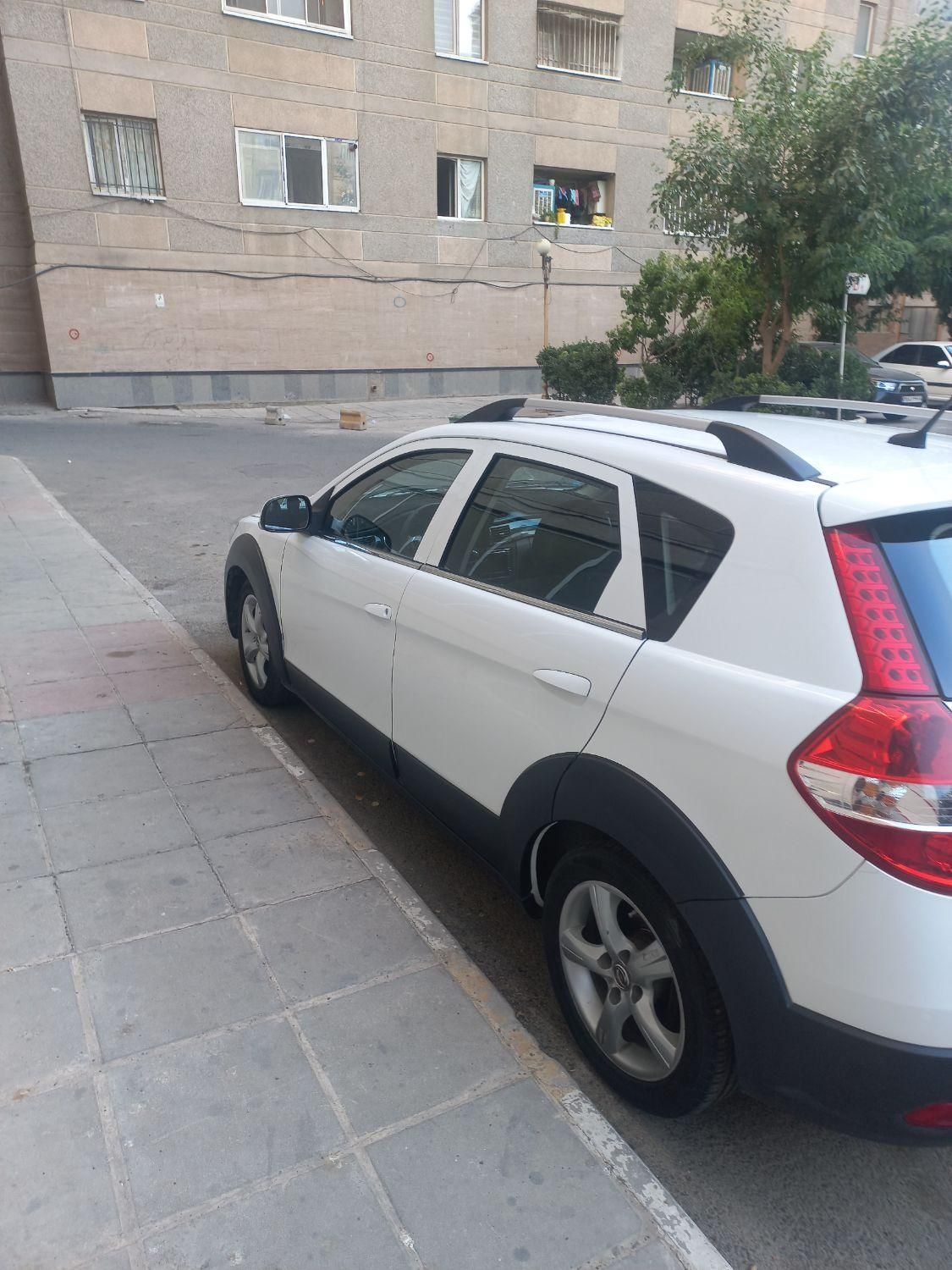 دانگ فنگ H30 کراس اتوماتیک - 1397