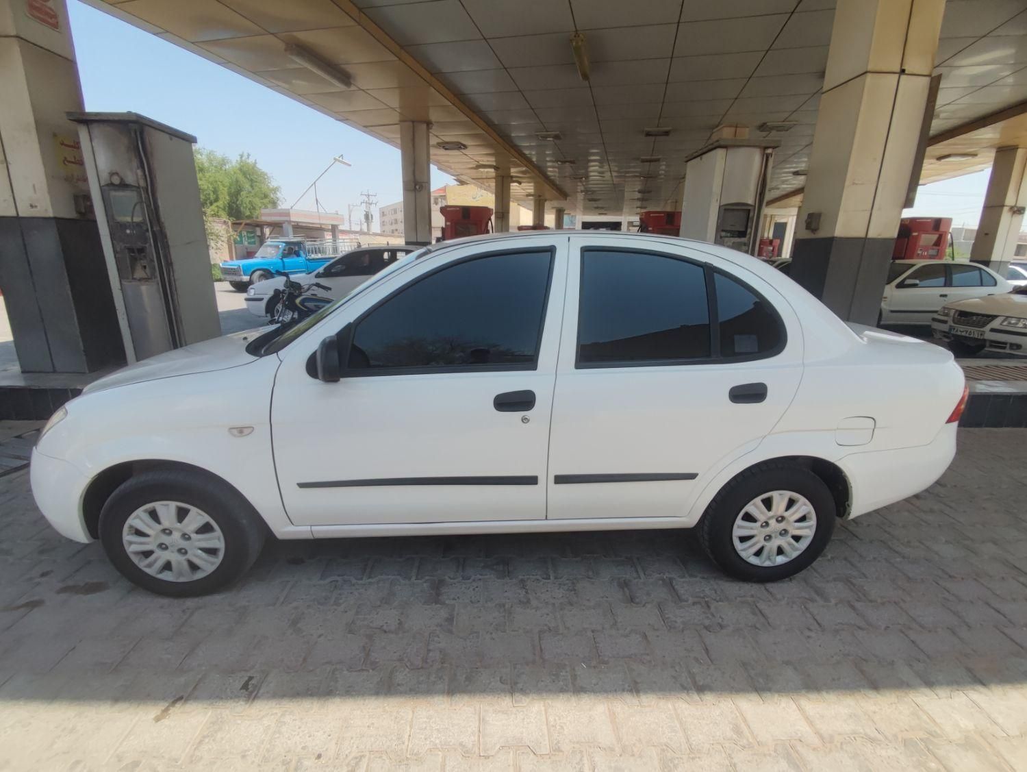 تیبا صندوق دار SX - 1401