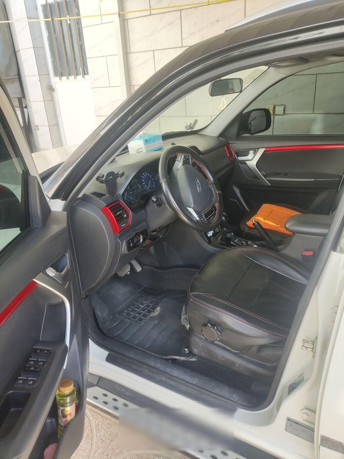ام وی ام X33 S اتوماتیک اسپرت - 1398